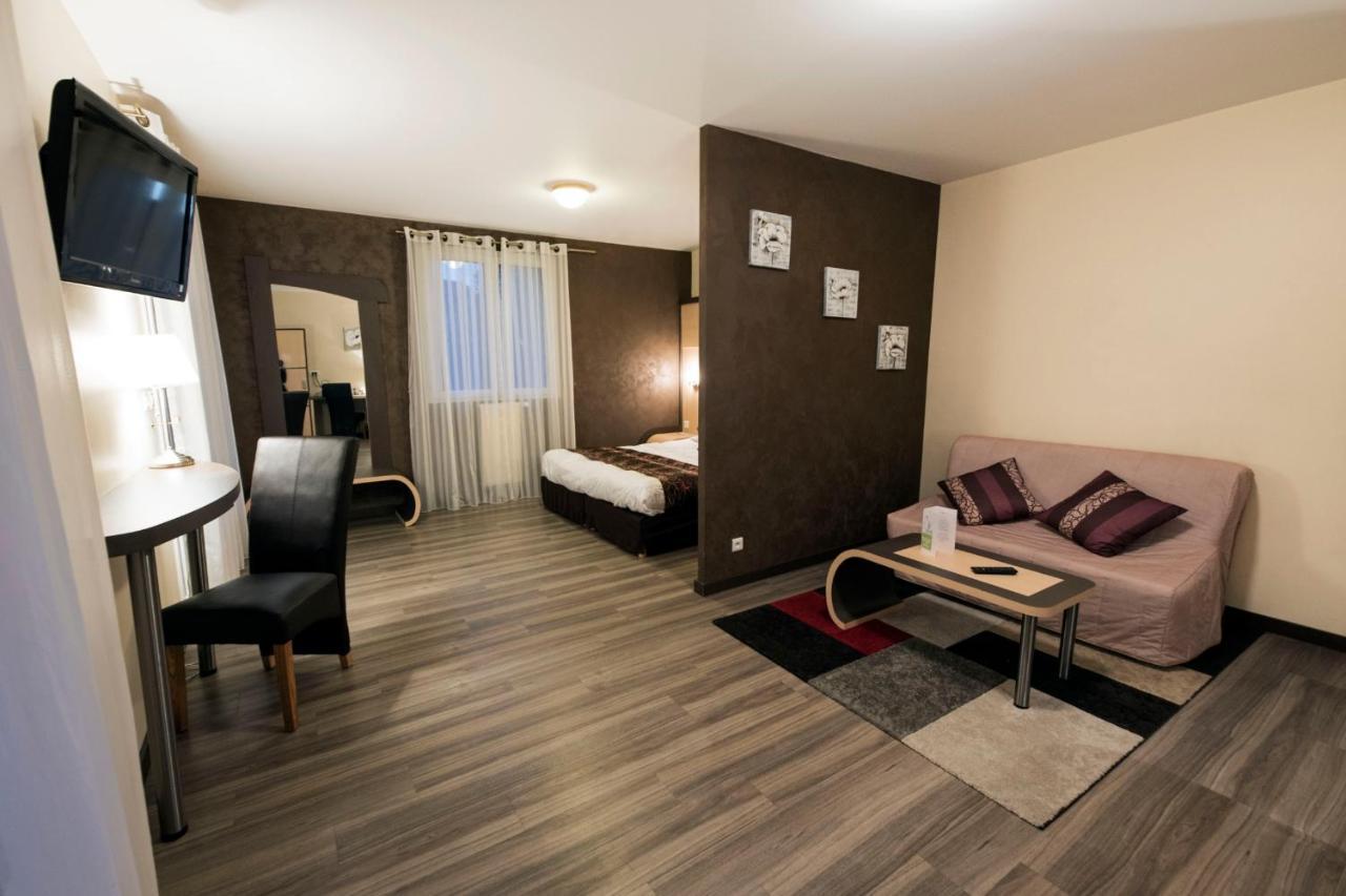 Hotel Pedagogique Coeur D'Apcher แซงต์-เชลี-ดัปเชร์ ภายนอก รูปภาพ