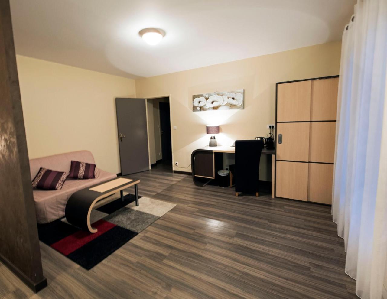 Hotel Pedagogique Coeur D'Apcher แซงต์-เชลี-ดัปเชร์ ภายนอก รูปภาพ