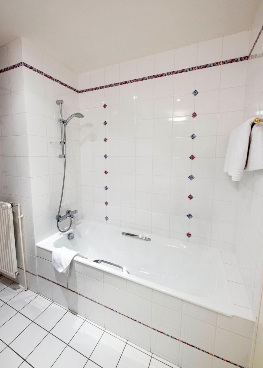 Hotel Pedagogique Coeur D'Apcher แซงต์-เชลี-ดัปเชร์ ภายนอก รูปภาพ